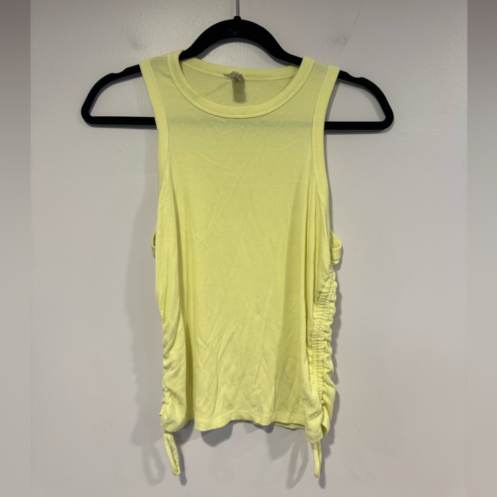 All in Motion Light Yellow Muscle Tee with cinched sides